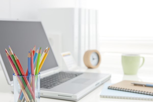 Declutter Your Office, Keep Your Desk Clean